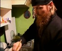 Видеорецепт бездрожжевого хлеба от православного монаха из российской глубинки. 